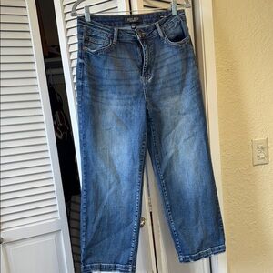 Judy Blue Wide Leg Cropped Jean